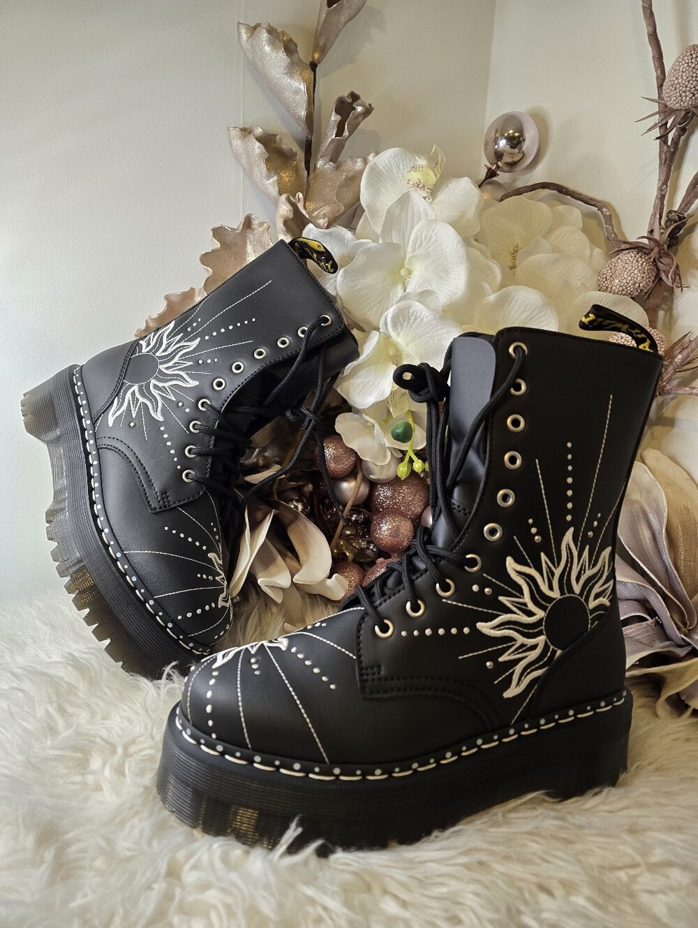 Dr. Martens Jadon Hi Solar Flare Platform womens Boots Celestial SunSize8 new - Picture 6 of 9